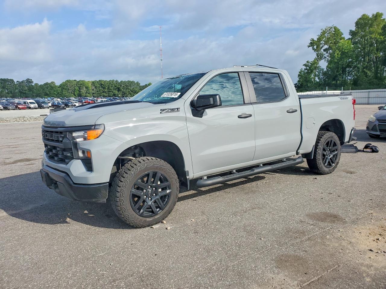 2024 CHEVROLET SILVERADO Trail Boss Custom