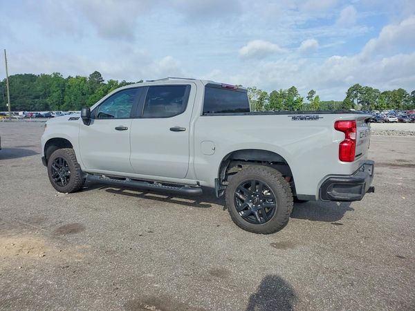 2024 CHEVROLET SILVERADO Trail Boss Custom