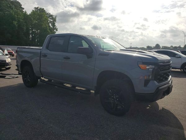 2024 CHEVROLET SILVERADO Trail Boss Custom