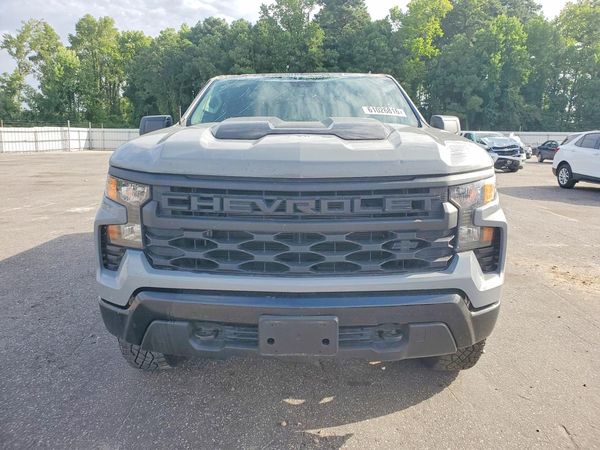 2024 CHEVROLET SILVERADO Trail Boss Custom