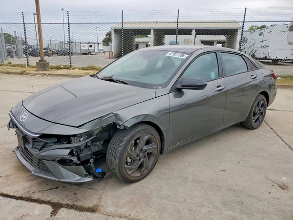 2026 HYUNDAI ELANTRA