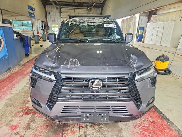 2024 LEXUS GX 550