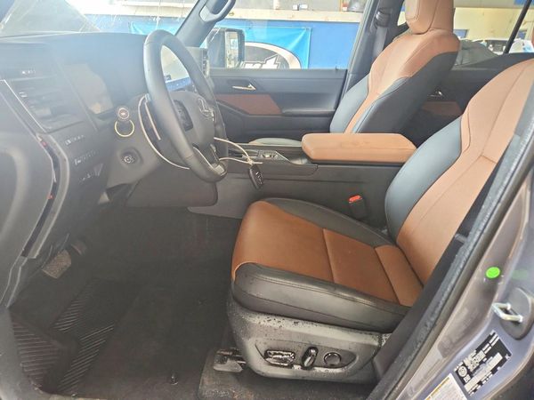 2024 LEXUS GX 550