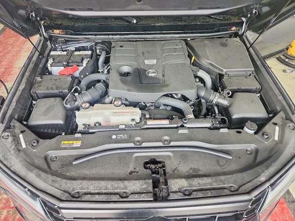 2024 LEXUS GX 550