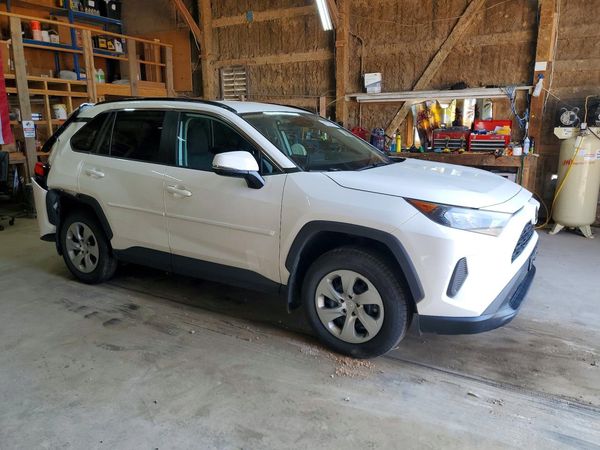 2021 TOYOTA RAV4 LE