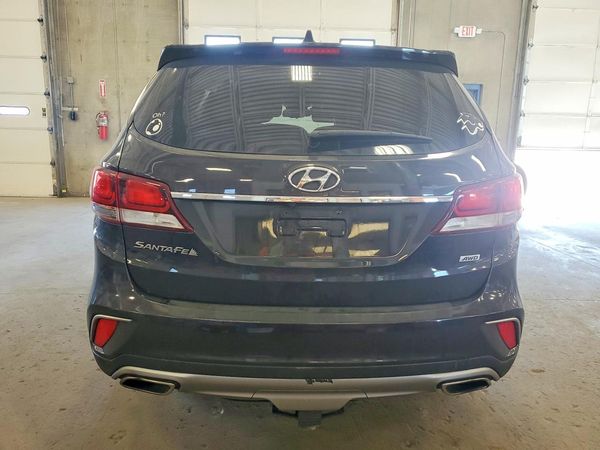 2018 HYUNDAI SANTA FE SE Base