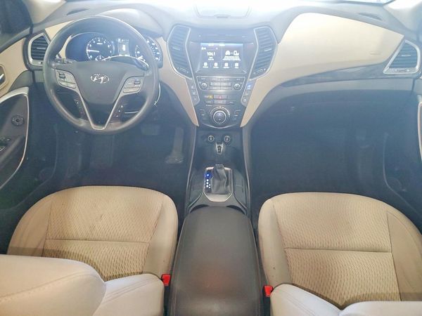 2018 HYUNDAI SANTA FE SE Base
