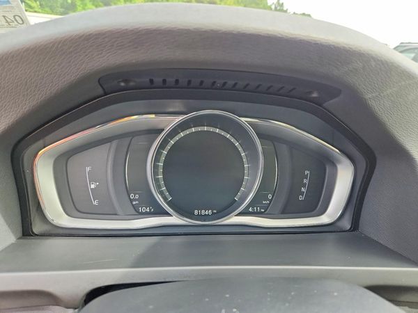 2017 VOLVO S60