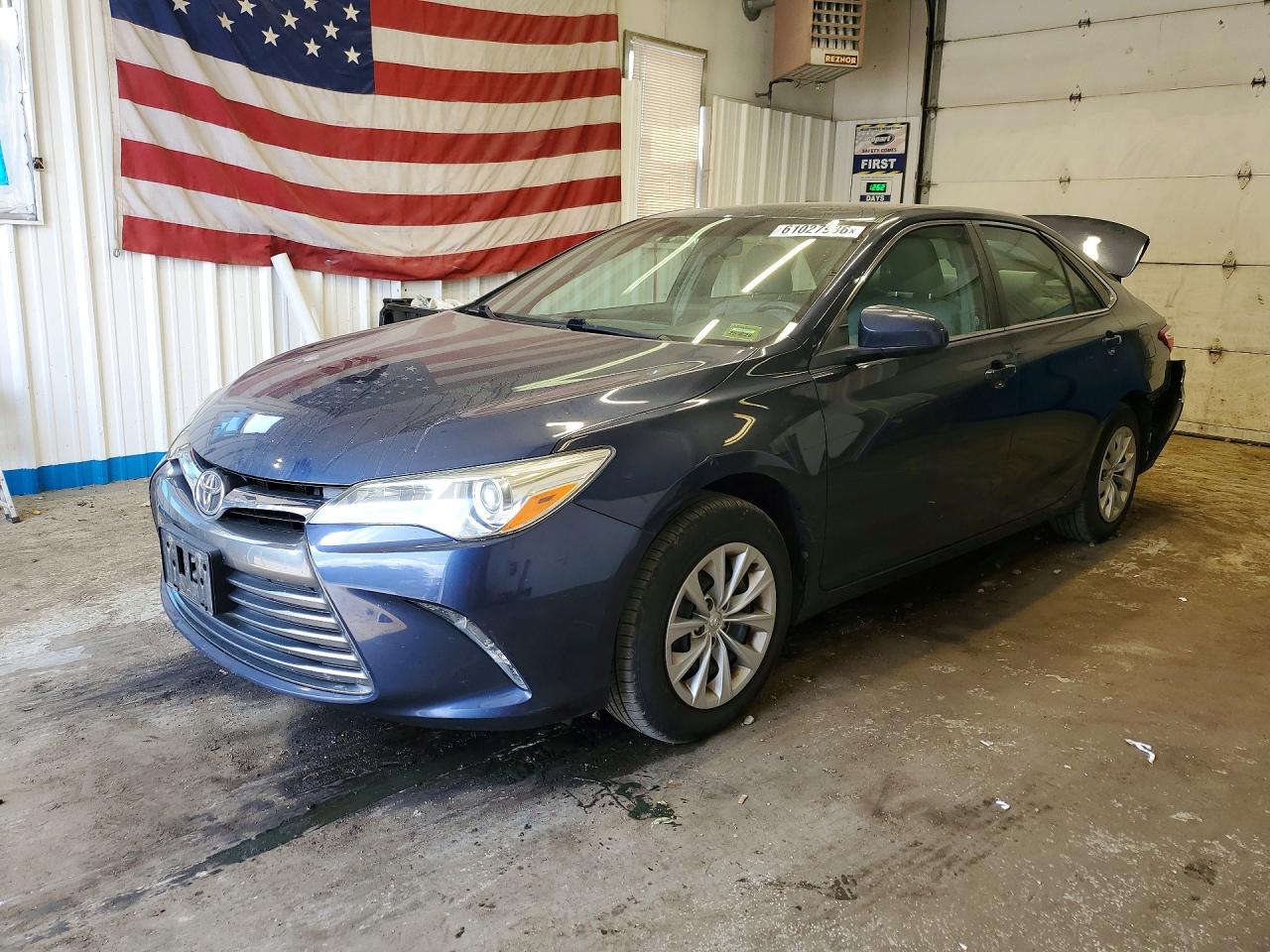 2016 TOYOTA CAMRY