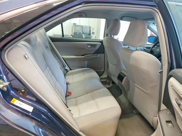 2016 TOYOTA CAMRY