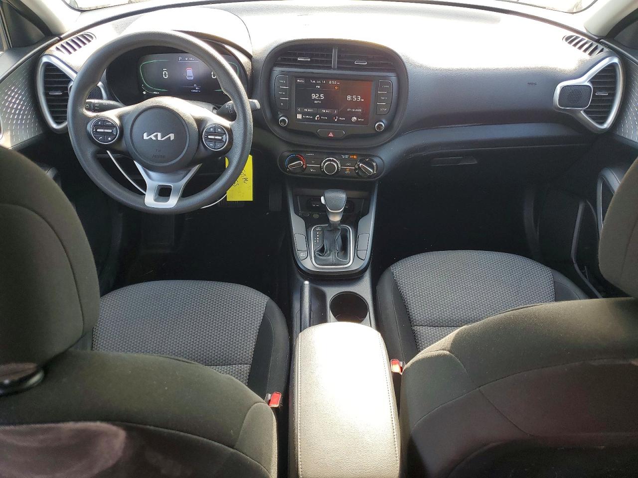 2023 KIA SOUL LX, S