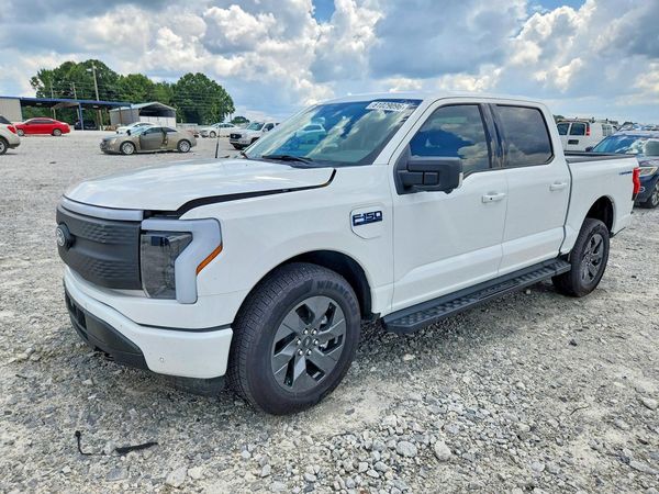 2025 FORD F150 XLT
