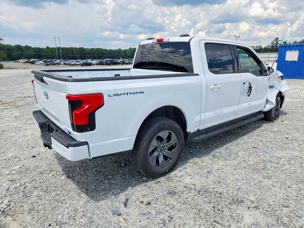 2025 FORD F150 XLT