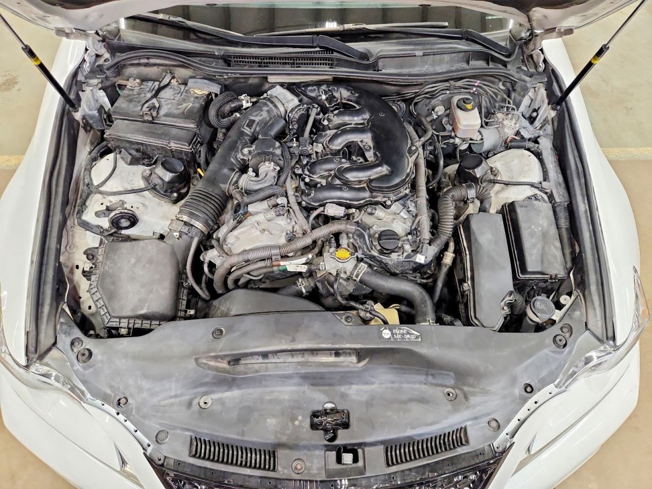 2015 LEXUS IS 350