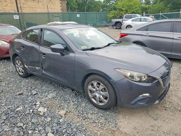 2014 MAZDA 3