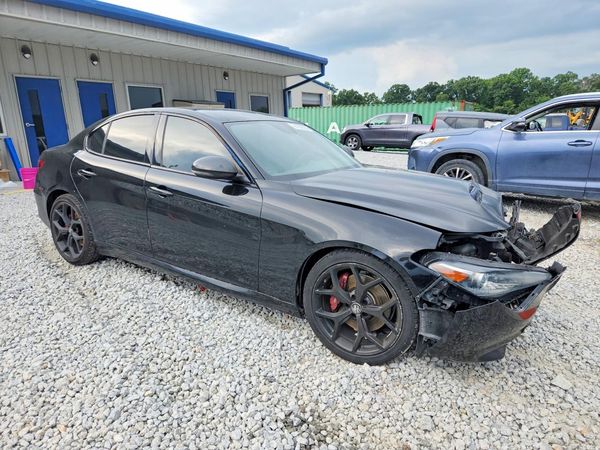 2019 ALFA ROMEO GIULIA