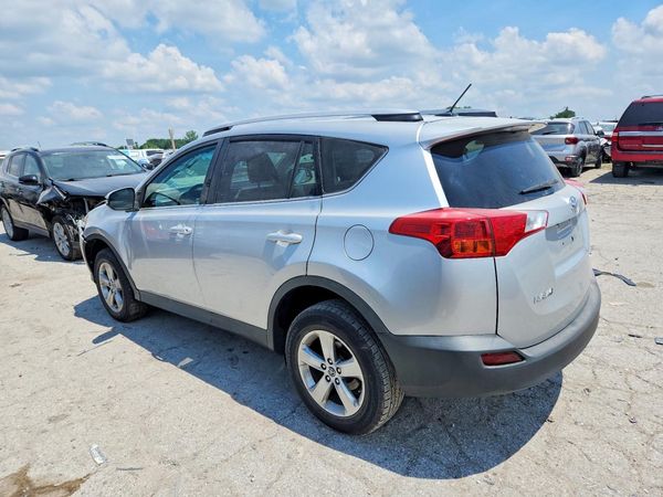 2015 TOYOTA RAV4