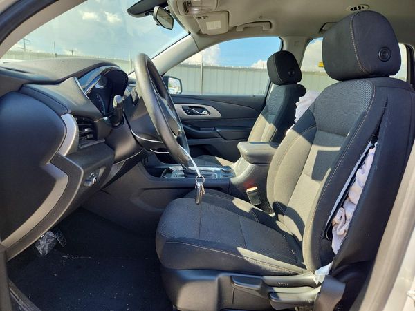2020 CHEVROLET TRAVERSE LS