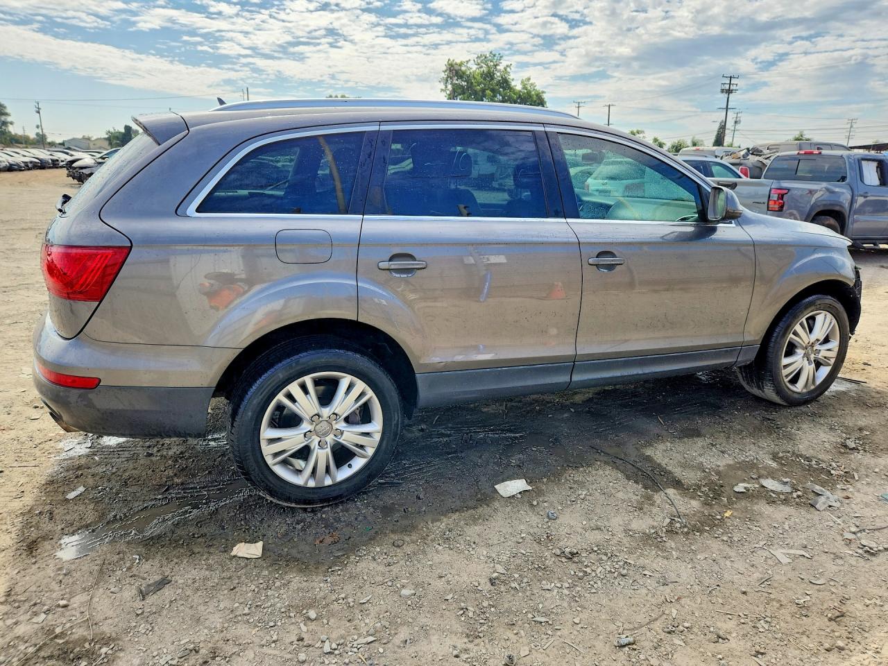 2010 AUDI Q7 Premium