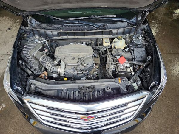 2017 CADILLAC XT5