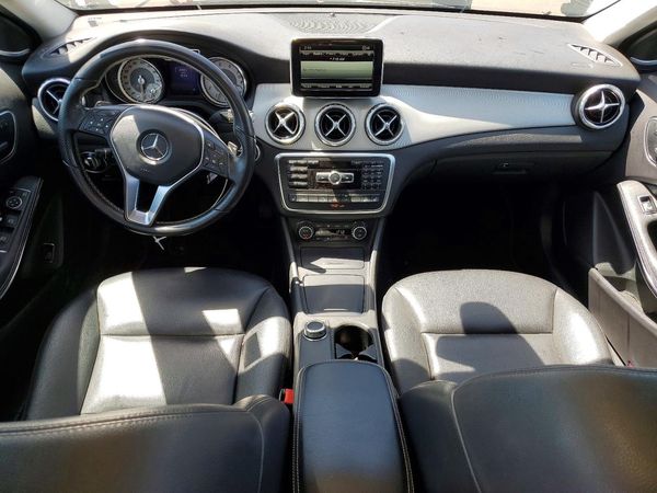 2015 MERCEDES-BENZ GLA