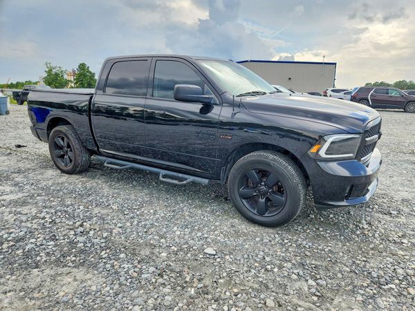 2015 RAM 1500 ST