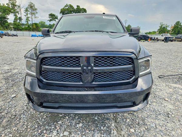 2015 RAM 1500 ST