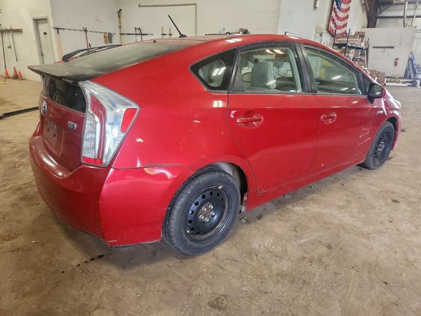 2013 TOYOTA PRIUS