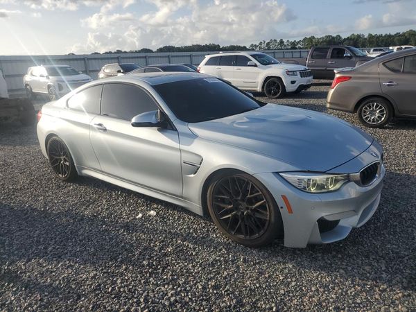 2015 BMW M4