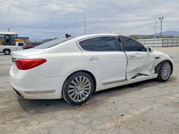2015 KIA K900