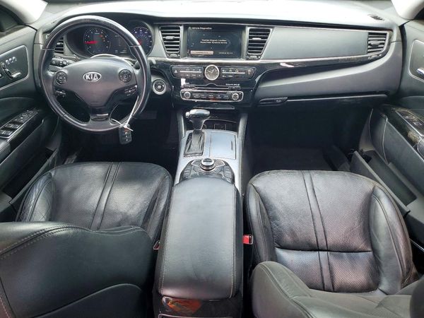 2015 KIA K900