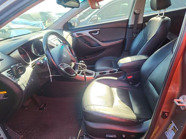 2015 HYUNDAI ELANTRA GLS(Middle)