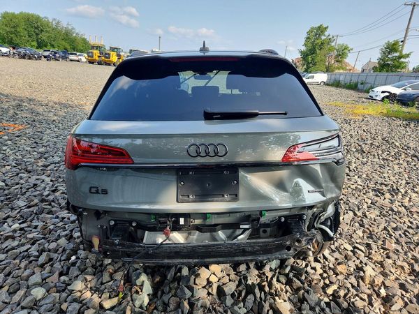 2024 AUDI Q5 E