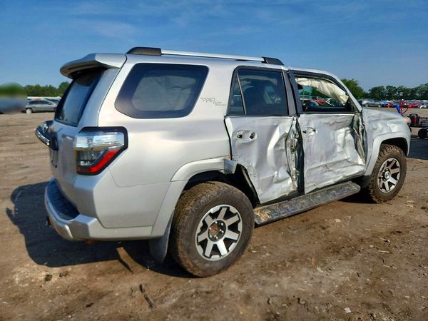 2017 TOYOTA 4RUNNER
