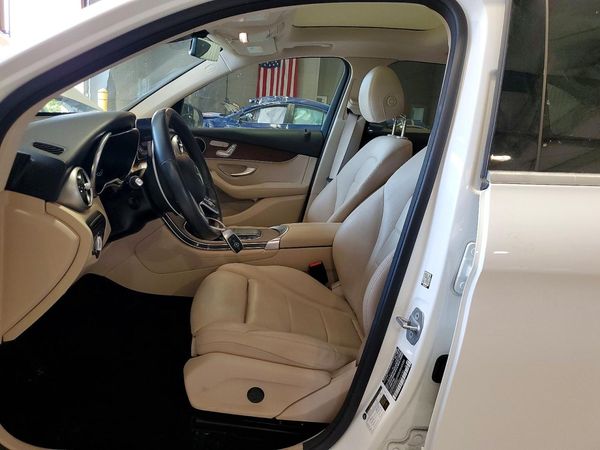 2021 MERCEDES-BENZ GLC GLC300-4M