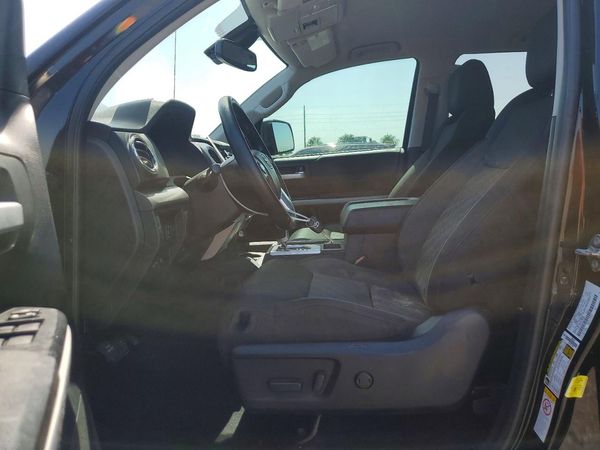 2018 TOYOTA TUNDRA SR/SR5 — DENT