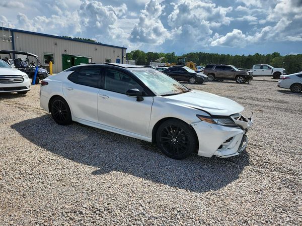 2021 TOYOTA CAMRY