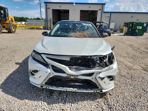 2021 TOYOTA CAMRY