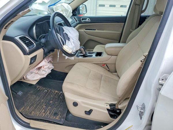 2021 JEEP GRAND CHEROKEE LAREDO 4X2