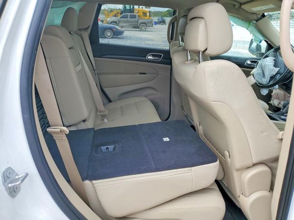2021 JEEP GRAND CHEROKEE LAREDO 4X2