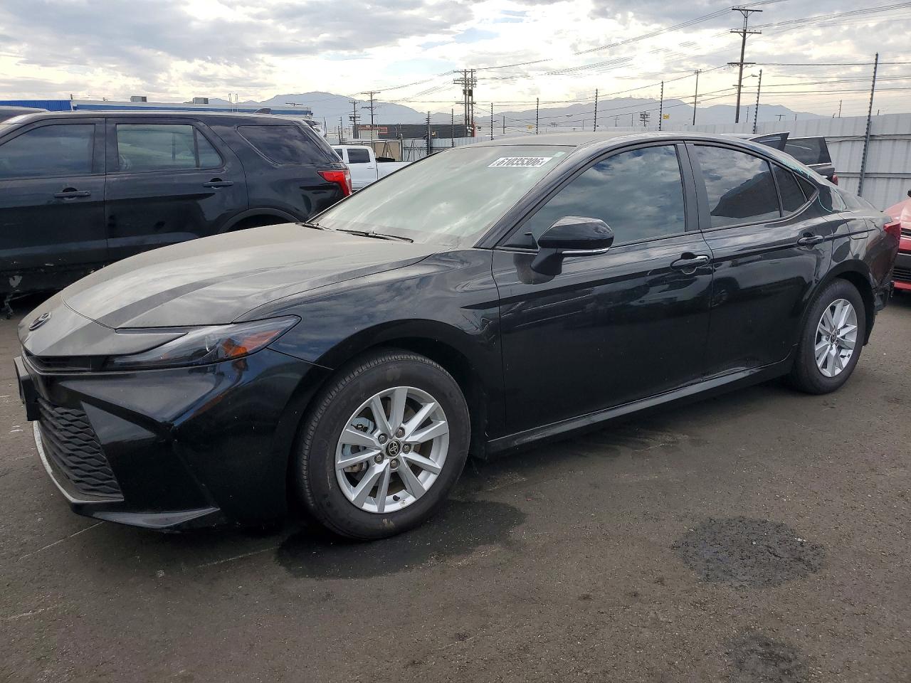 2025 TOYOTA CAMRY