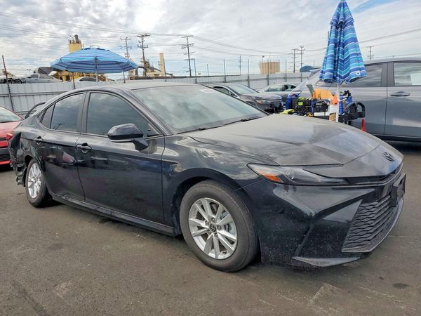 2025 TOYOTA CAMRY