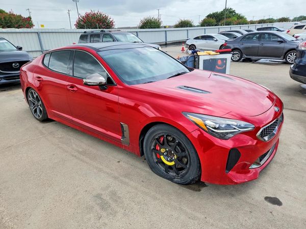 2020 KIA STINGER GT2