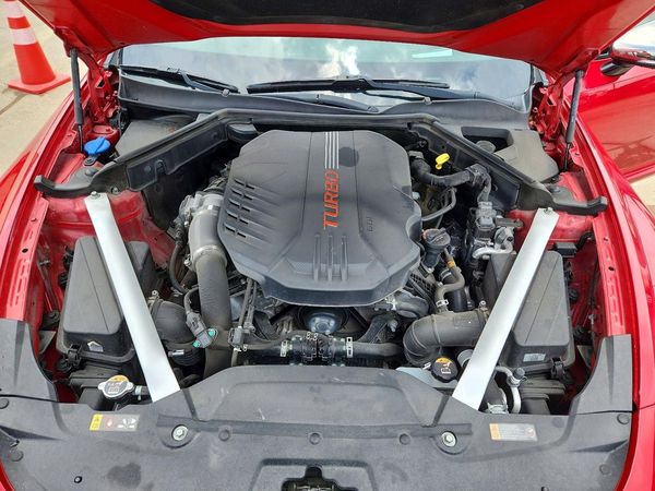 2020 KIA STINGER GT2