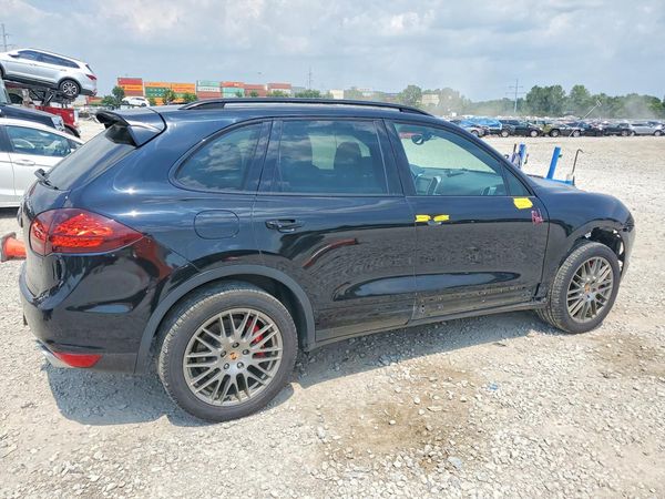2014 PORSCHE CAYENNE Turbo