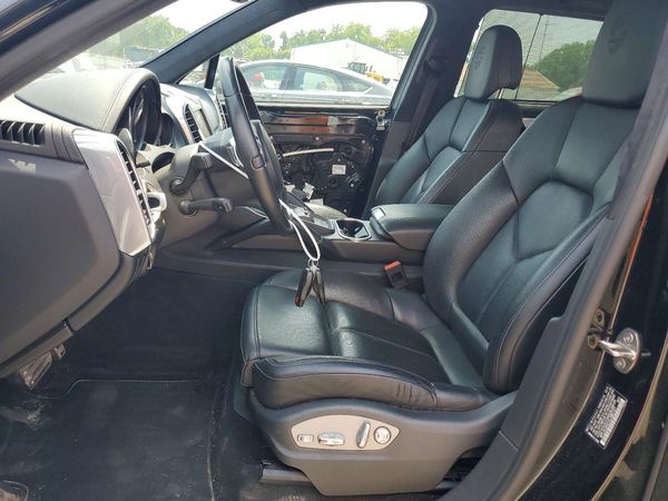 2014 PORSCHE CAYENNE Turbo