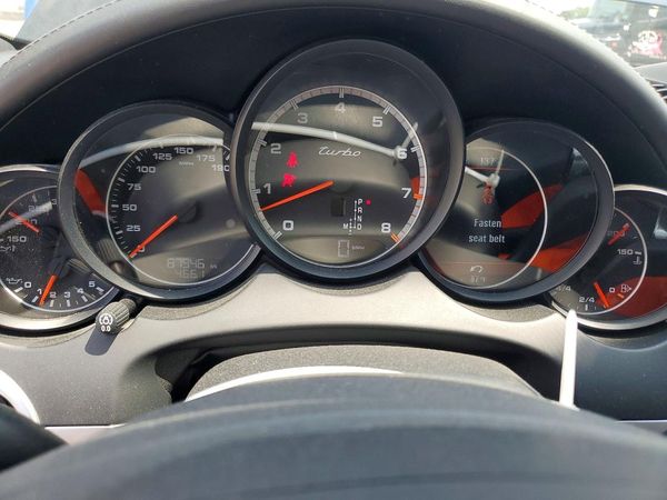 2014 PORSCHE CAYENNE Turbo