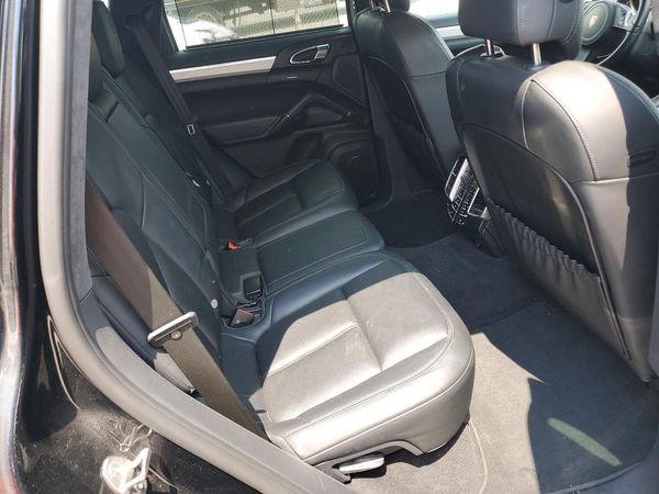 2014 PORSCHE CAYENNE Turbo