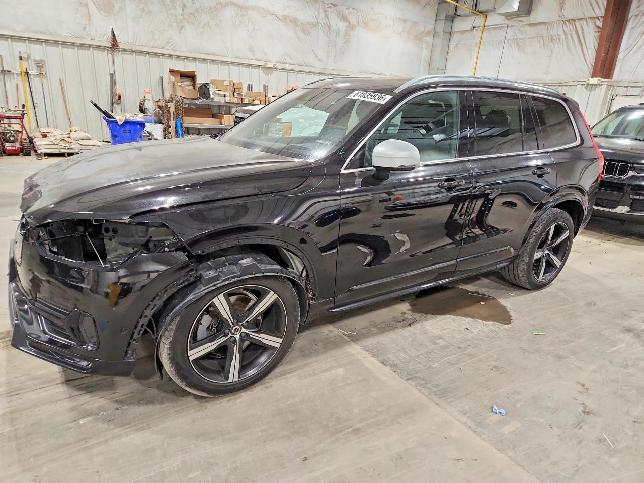 2019 VOLVO XC90 R-Design