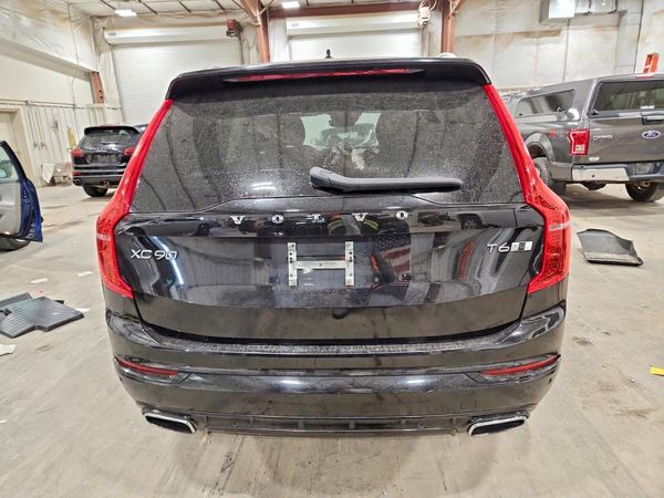 2019 VOLVO XC90 R-Design